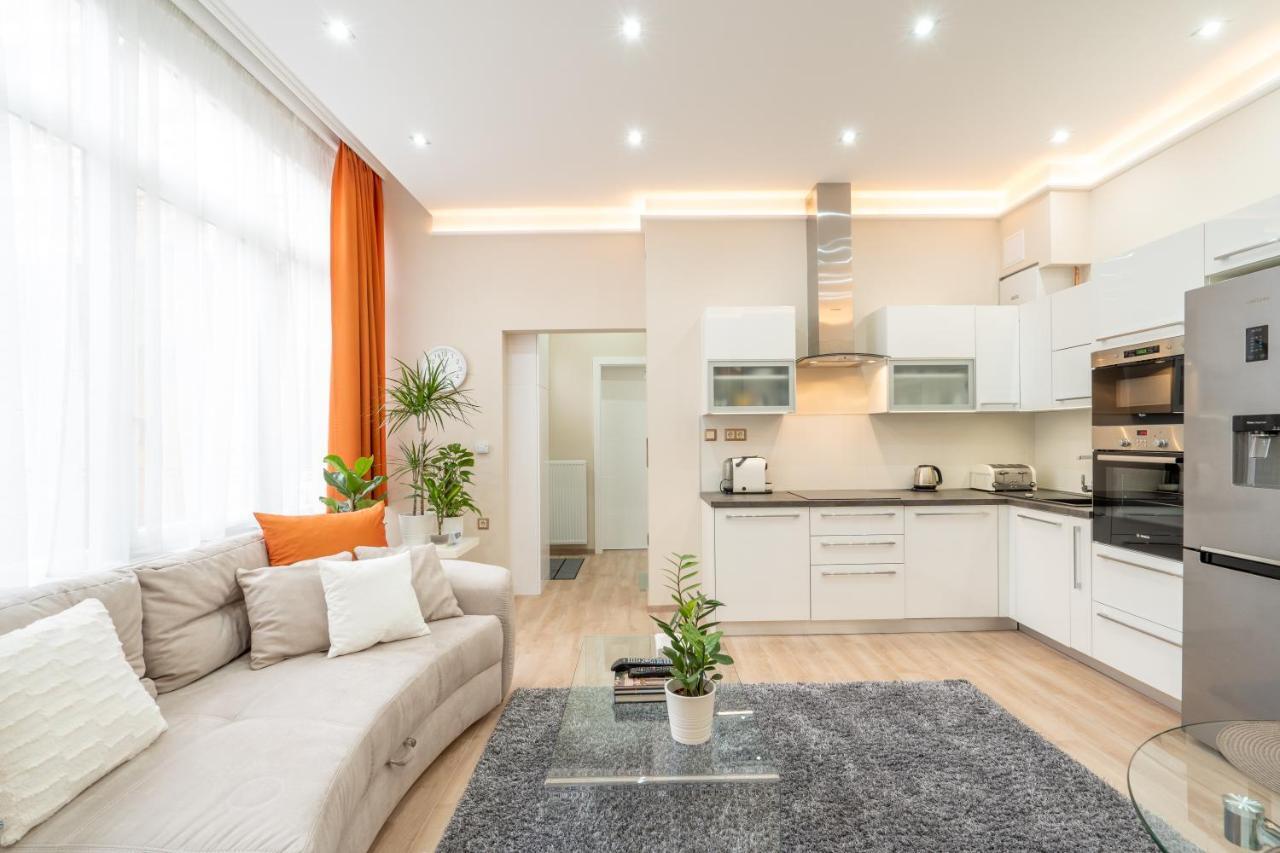 Modern, Quiet & Cozy Apartment In The Middle Of Downtown Near Danube At Fashion Street Budapeşte Dış mekan fotoğraf